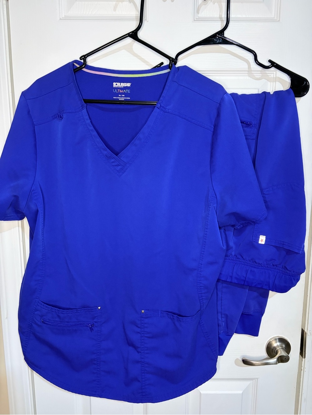 Scrubstar Women's V-Neck Scrub Top & Jogger Pants - Royal Blue